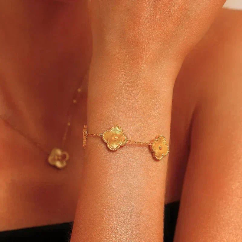 Trinity Bracelet Gold
