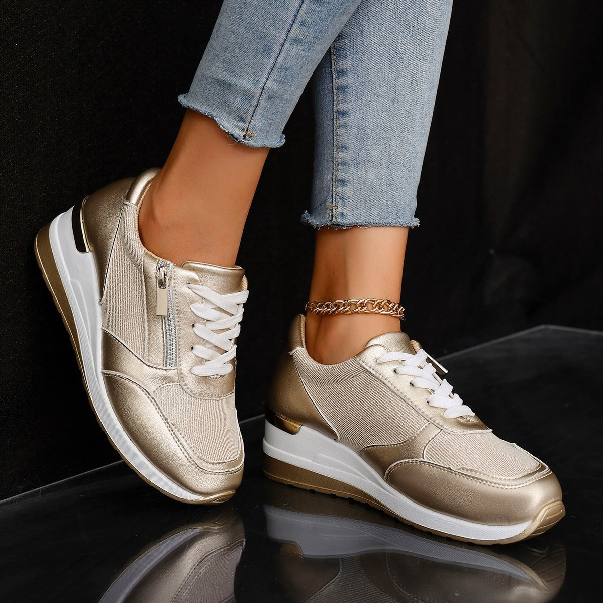 Ada - Comfortable Stylish Sneakers