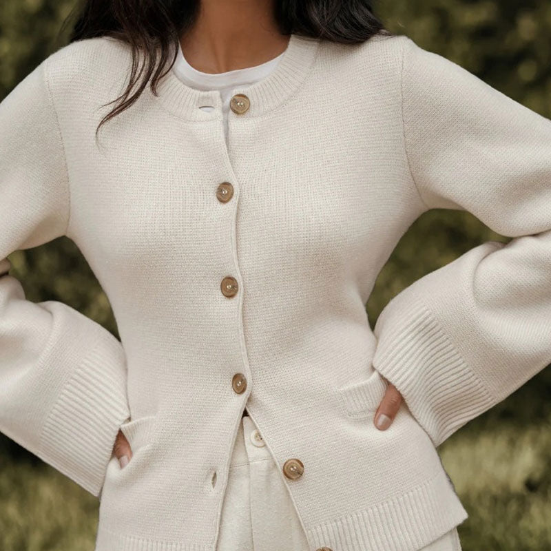 Fanilla™ - Classic Buttoned Cardigan